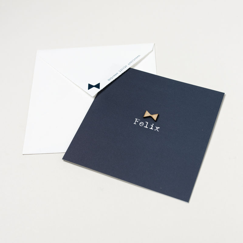 Geboortjekaartje houten strik | stip | deftig blauw :: studiokuuk